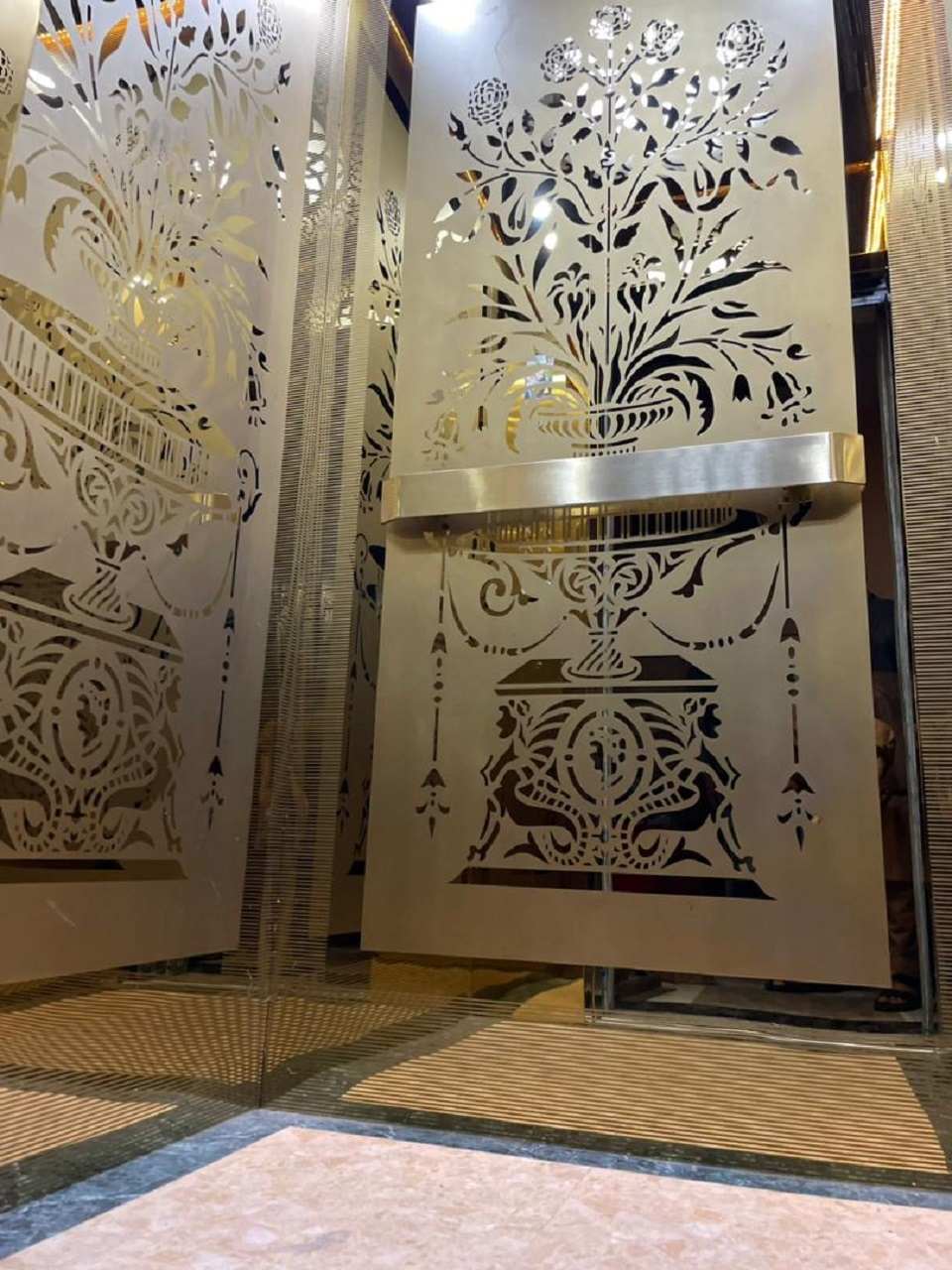 Feedback from Elevator Cabin Factory Client of Gold Etching Stainless Steel Sheet